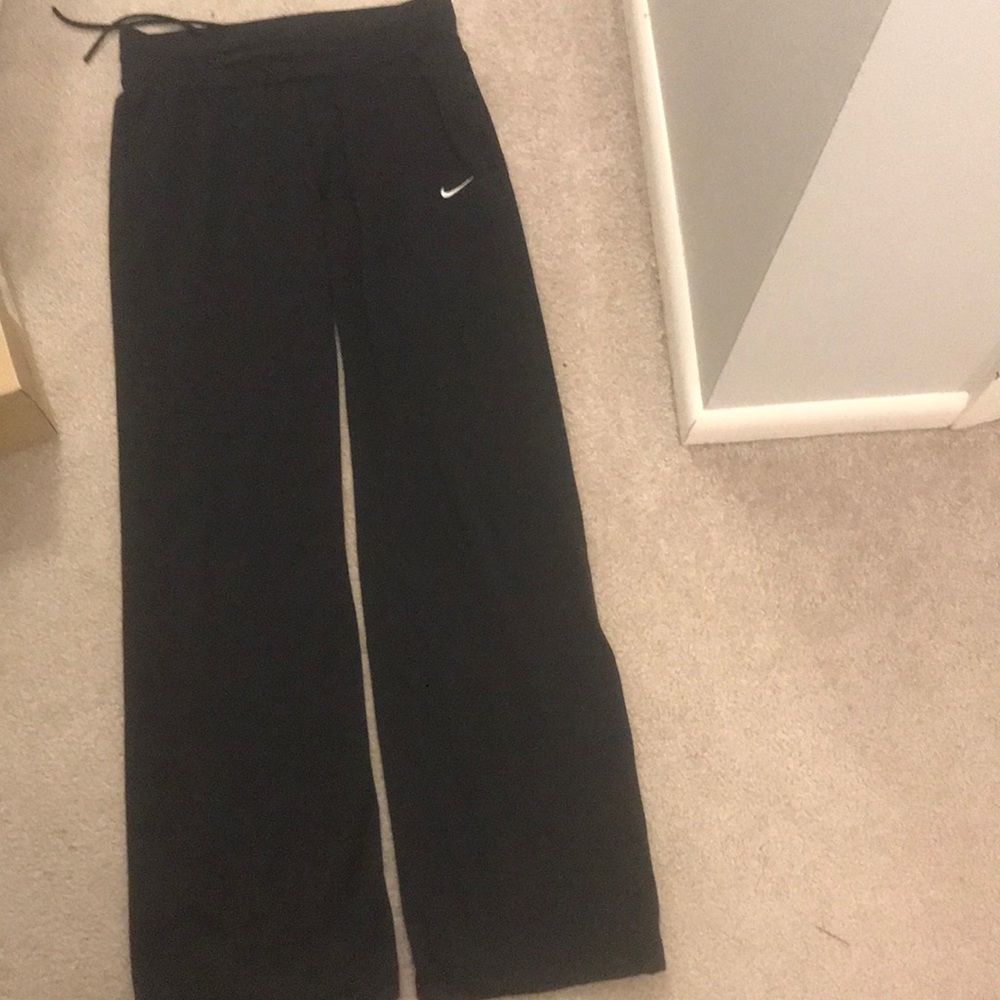 Black nike sweatpants
